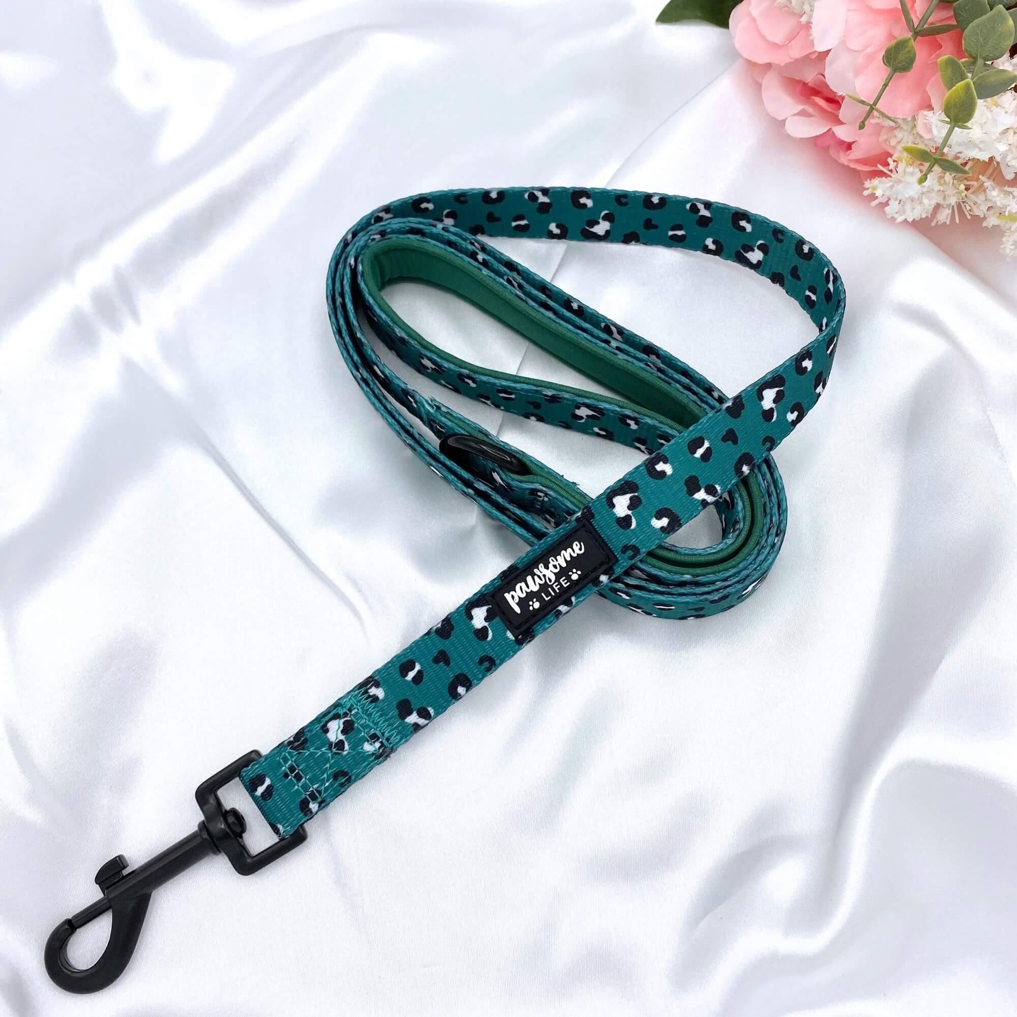 Green Leopard Leash